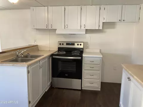 2292 N Ironwood Dr #101, Apache Junction, AZ 85120
