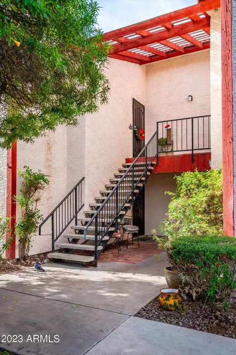4211 E Palm Ln #211, Phoenix, AZ 85008