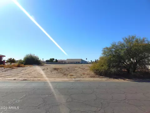 9301 W Century Dr #2945, Arizona City, AZ 85123