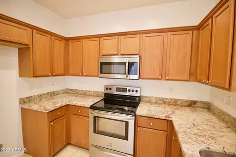 6911 S 8th Dr, Phoenix, AZ 85041 photo 11