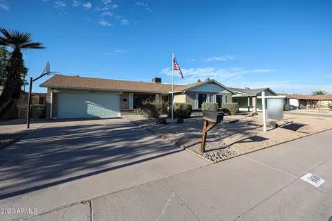 4610 W Christy Dr, Glendale, AZ 85304