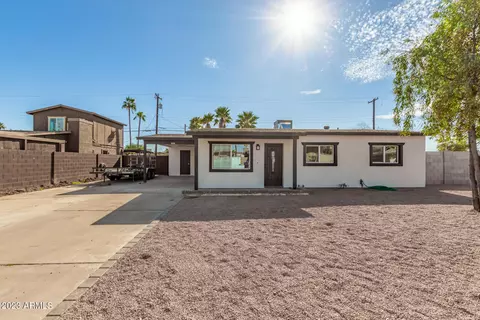 915 W Inglewood St, Mesa, AZ 85201