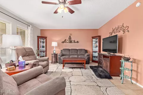 4556 Emerald Cir, Mesa, AZ 85206 photo 5