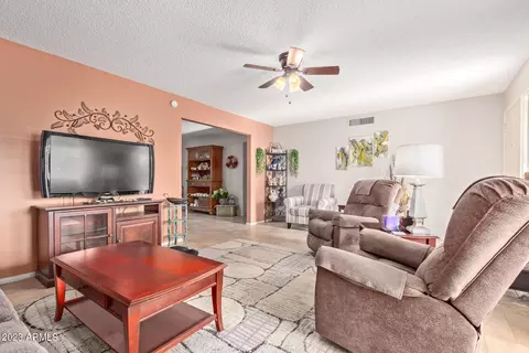 4556 Emerald Cir, Mesa, AZ 85206 photo 7