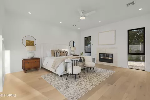 Bedroom - 809 E Palmaire Ave, Phoenix, AZ 85020 photo 1 of 2