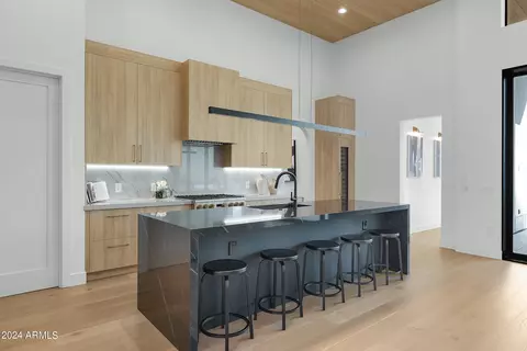 Kitchen - 809 E Palmaire Ave, Phoenix, AZ 85020 photo 1 of 8