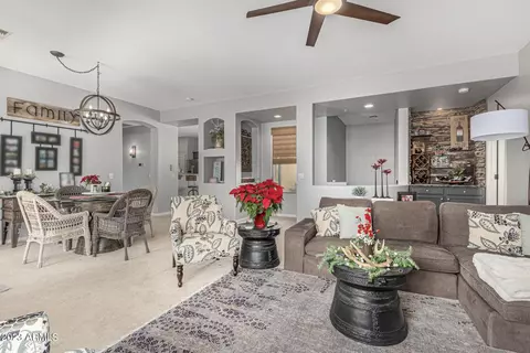 7445 Eagle Crest Dr #2055, Mesa, AZ 85207 photo 9