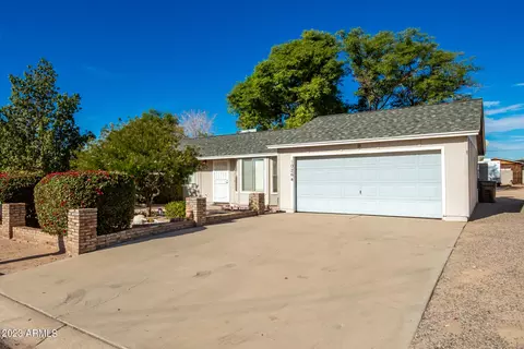 10264 E Wood Ave, Mesa, AZ 85208
