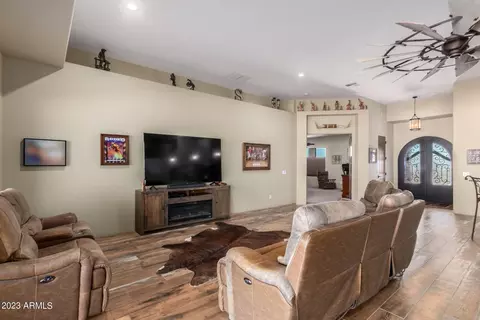 1444 W Maddock Rd, Phoenix, AZ 85086 photo 9