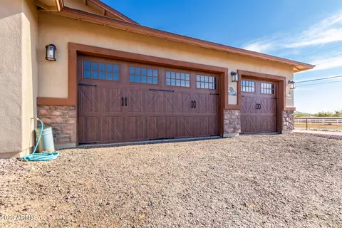 1444 W Maddock Rd, Phoenix, AZ 85086 photo 2