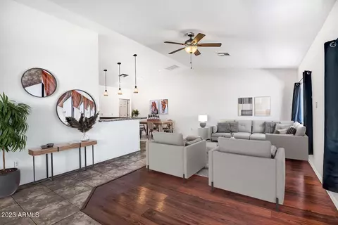 2209 E Vista Dr, Phoenix, AZ 85022 photo 8