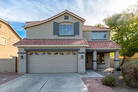 3525 E Crescent Way, Gilbert, AZ 85298
