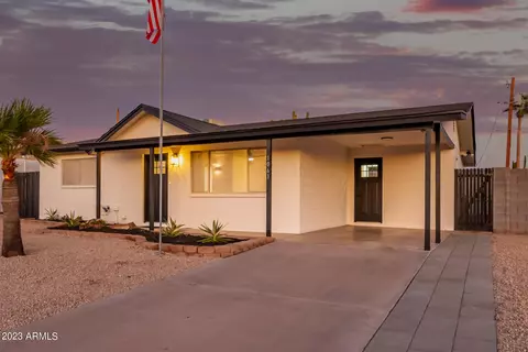 1061 S Lawther Dr, Apache Junction, AZ 85120 photo 4
