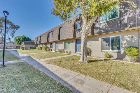 1617 Ellis Dr, Tempe, AZ 85282 photo 3