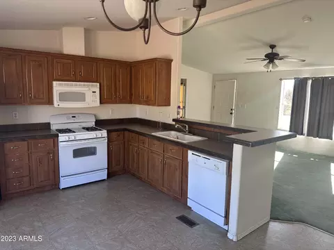 3148 W Stewart Rd, Benson, AZ 85602 photo 7