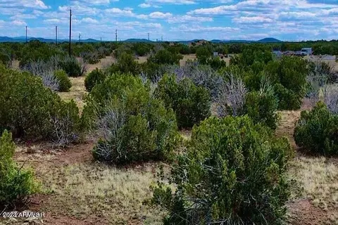8664 Sequoia Pl #-, Show Low, AZ 85901