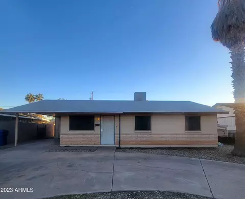 6249 W Rose Ln, Glendale, AZ 85301