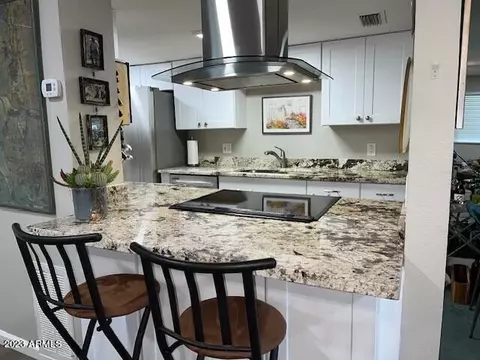 1207 E Lawrence Ln, Phoenix, AZ 85020 photo 9