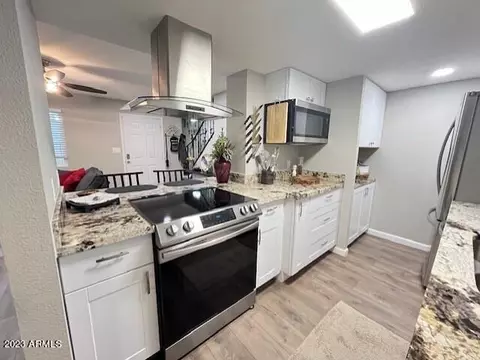 1207 E Lawrence Ln, Phoenix, AZ 85020 photo 10