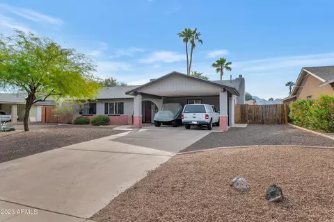2709 E Beryl Ave, Phoenix, AZ 85028 photo 2