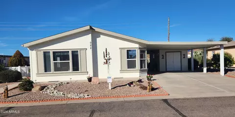 988 Eagle Dr, San Tan Valley, AZ 85140