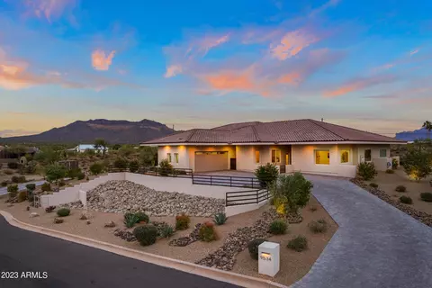 9534 E Julep Cir, Mesa, AZ 85207 photo 3