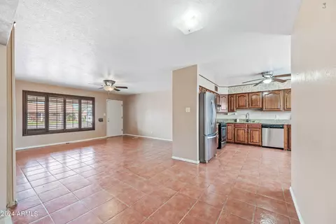 3933 W Cavalier Dr, Phoenix, AZ 85019 photo 6