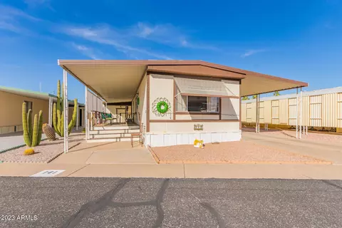 800 W Apache Trl #141, Apache Junction, AZ 85120