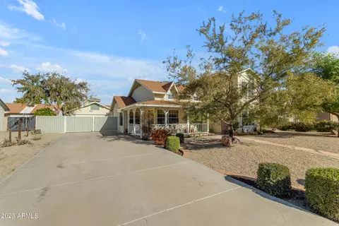 7834 W Charter Oak Rd, Peoria, AZ 85381