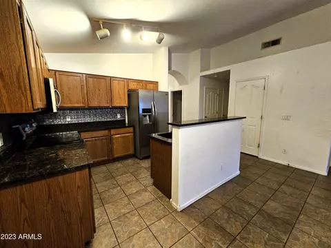 Undisclosed, Phoenix, AZ 85041 photo 12