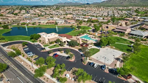 View/Area - 2744 E Gillcrest Rd, Gilbert, AZ 85298 photo 5 of 11