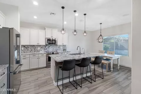 Kitchen - 2744 E Gillcrest Rd, Gilbert, AZ 85298 photo 2 of 6