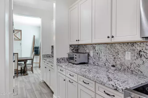 Kitchen - 2744 E Gillcrest Rd, Gilbert, AZ 85298 photo 6 of 6
