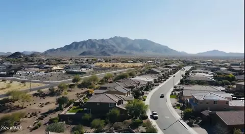 View/Area - 2744 E Gillcrest Rd, Gilbert, AZ 85298 photo 2 of 11