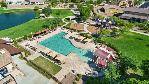 View/Area - 2744 E Gillcrest Rd, Gilbert, AZ 85298 photo 6 of 11