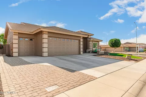 Exterior - 11339 E Ocaso Ave, Mesa, AZ 85212 photo 3 of 20