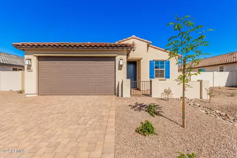 17690 W Silverwood Dr, Goodyear, AZ 85338