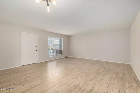 3230 E Pinchot Ave #5, Phoenix, AZ 85018 photo 8