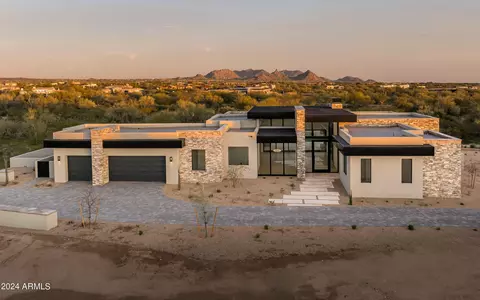 8227 E Tortuga View Ln, Scottsdale, AZ 85266