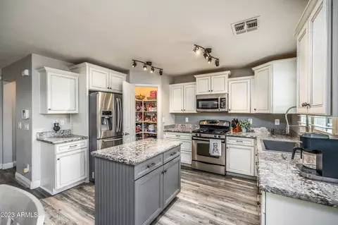 2012 E Lindrick Dr, Gilbert, AZ 85298 photo 15