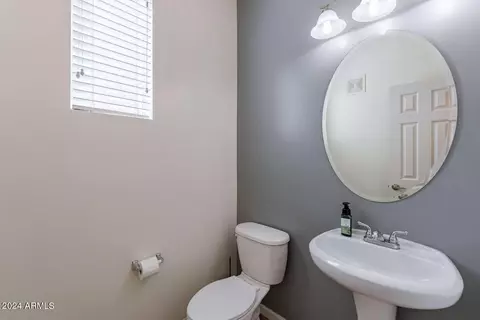 Bath - 1920 E Bell Rd #1009, Phoenix, AZ 85022 photo 4 of 4