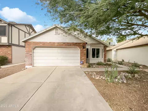 1216 W Boxelder Cir, Chandler, AZ 85224