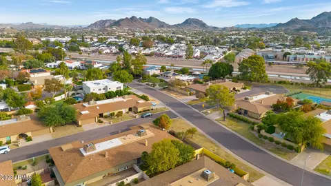 1033 E Wagon Wheel Dr, Phoenix, AZ 85020 photo 31