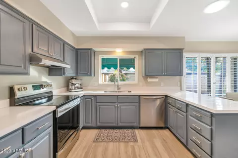 1033 E Wagon Wheel Dr, Phoenix, AZ 85020 photo 8