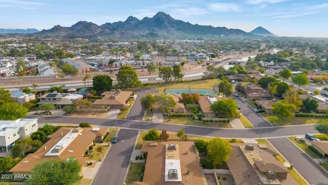 1033 E Wagon Wheel Dr, Phoenix, AZ 85020 photo 30