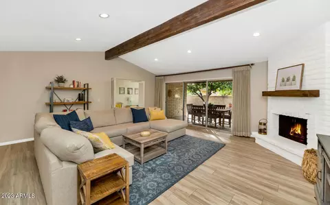 1033 E Wagon Wheel Dr, Phoenix, AZ 85020 photo 4