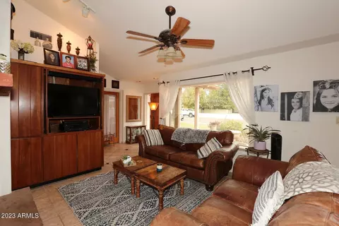 8082 N 16th Ave, Phoenix, AZ 85021 photo 7