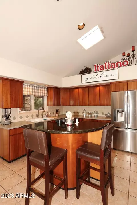8082 N 16th Ave, Phoenix, AZ 85021 photo 4