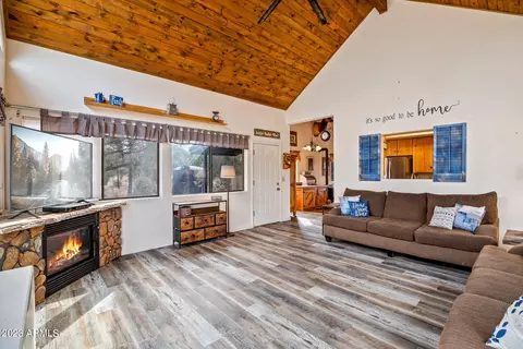 2014 Bird Ln, Overgaard, AZ 85933 photo 16