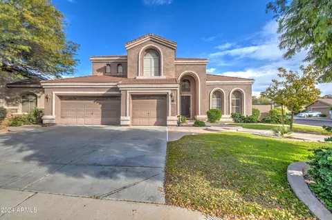 283 S Gibson St, Gilbert, AZ 85296